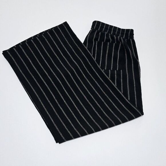 Ruby And Wren 1X - Womens Black Pinstripe Pockets Elastic Waist Wide Leg Pants - Picture 3 of 5